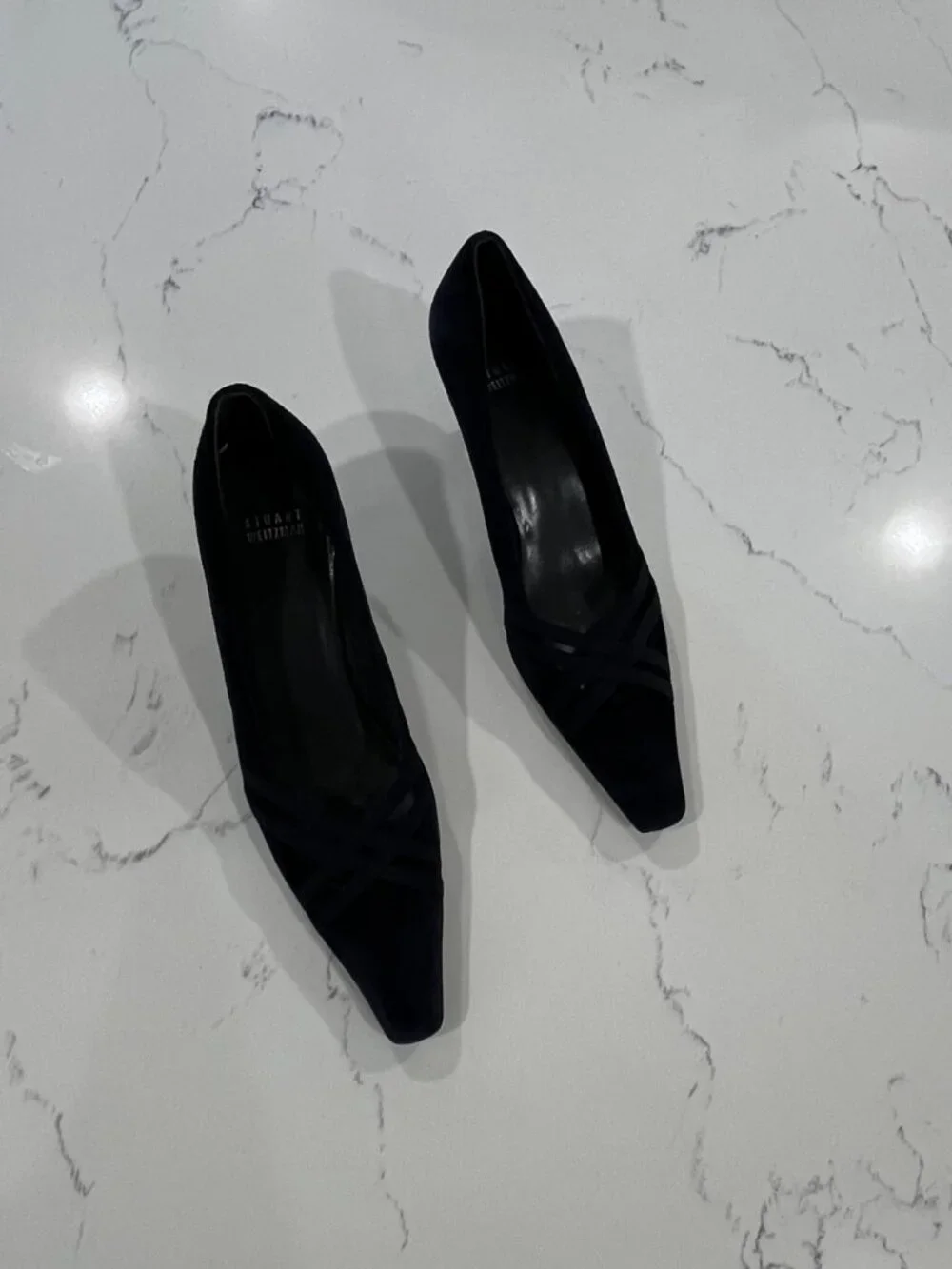 Stuart Weitzman Women's Navy Blue Suede Kitten Heels Size 9 N